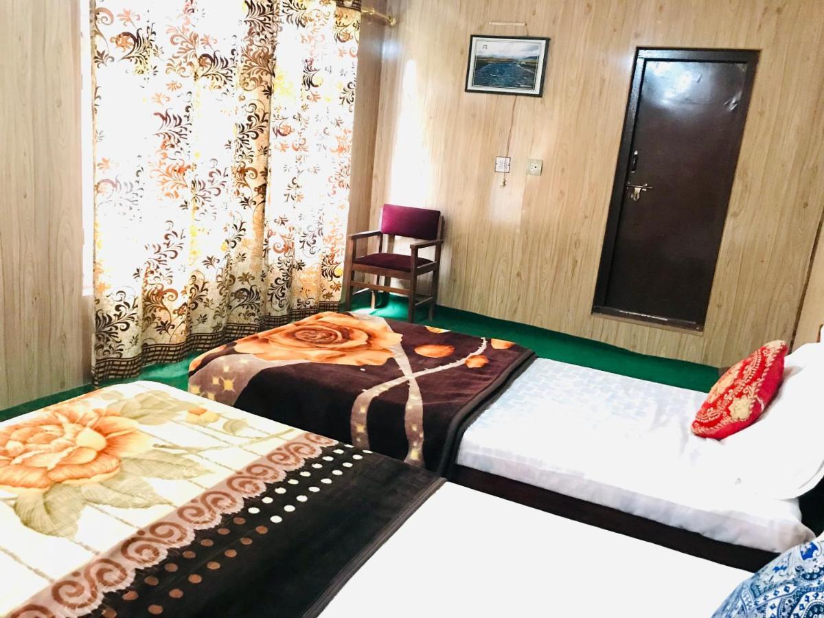 Skardu Lodge Екстер'єр фото